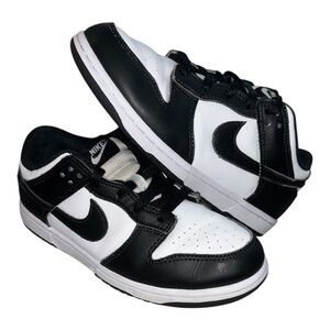 Nike Classic Black and White Low-Tops